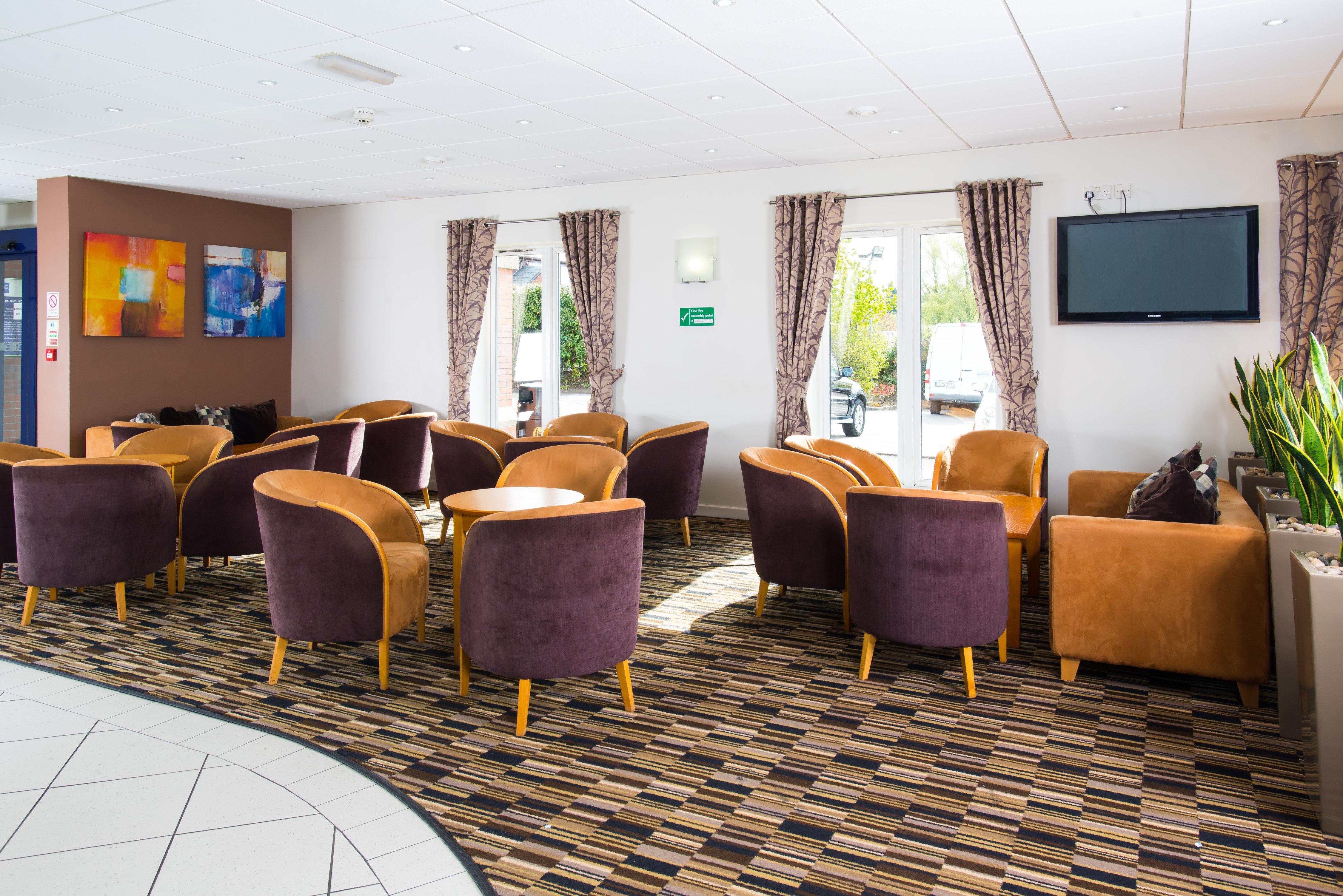 Holiday Inn Express Manchester East By Ihg Exterior foto