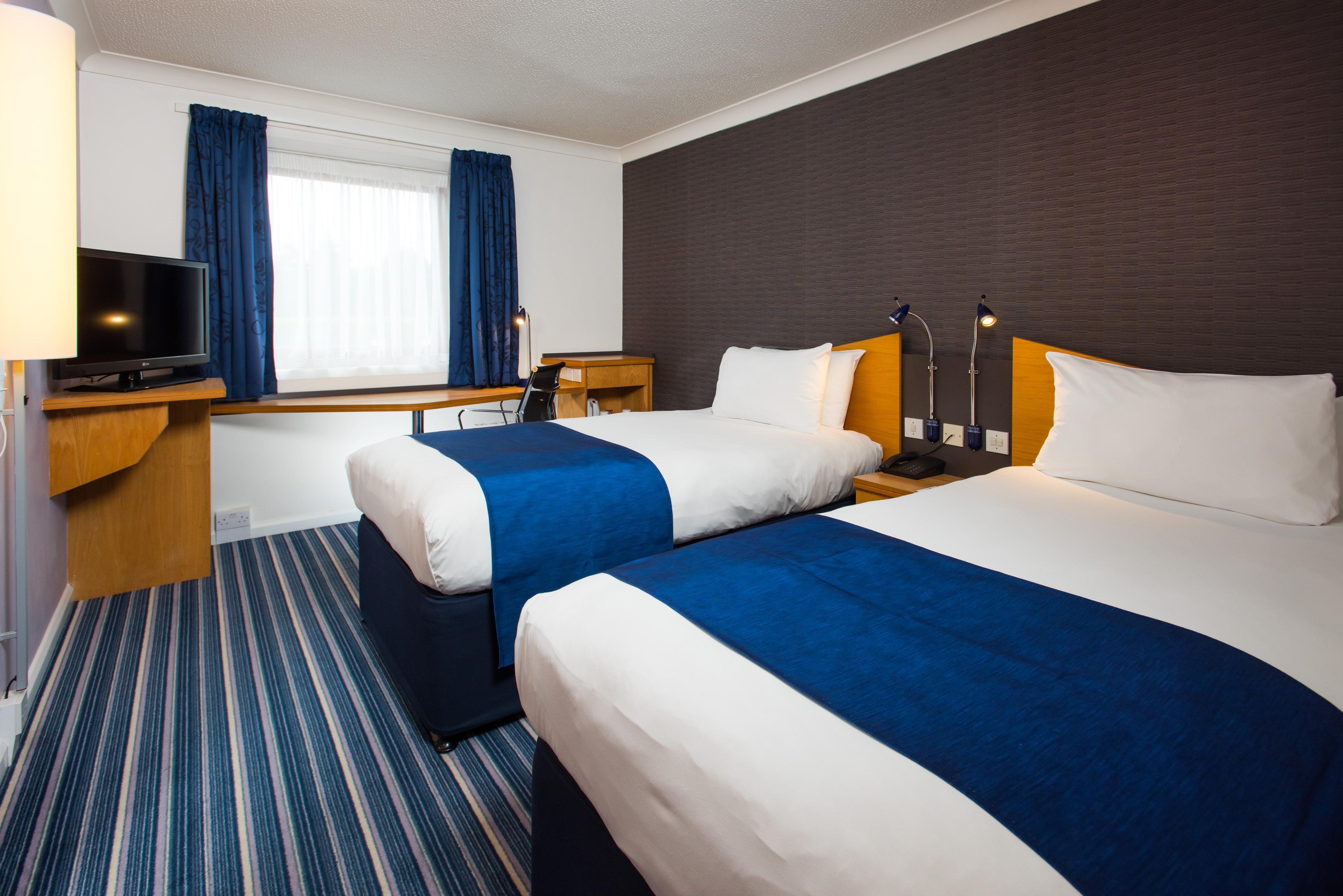 Holiday Inn Express Manchester East By Ihg Exterior foto