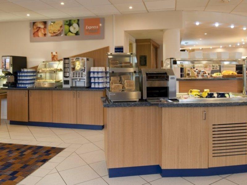 Holiday Inn Express Manchester East By Ihg Restaurant foto